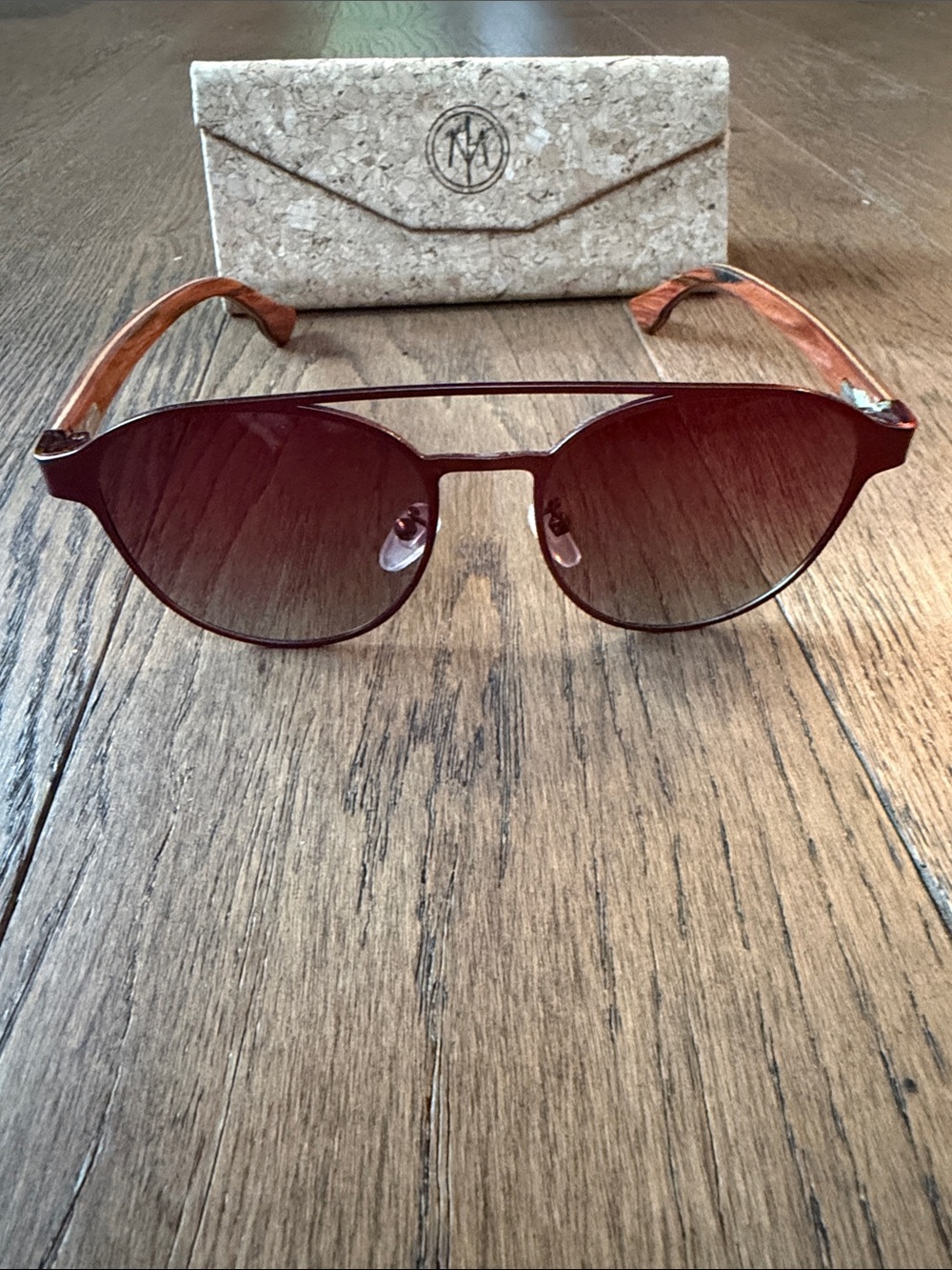 Round Frame Sunglasses in Burgundy with Wood Temples